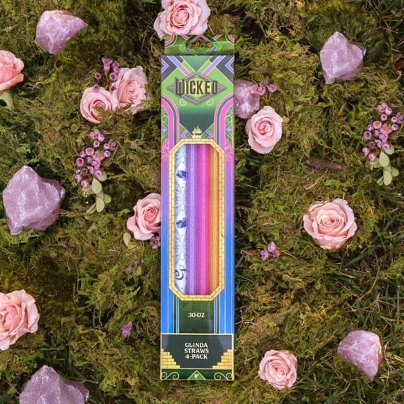 Stanley Wicked Tumbler Glinda For Good 30 oz. with Reusable Straws - Picture 7 of 13